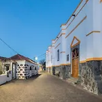 Apartments In Vega De San Mateo