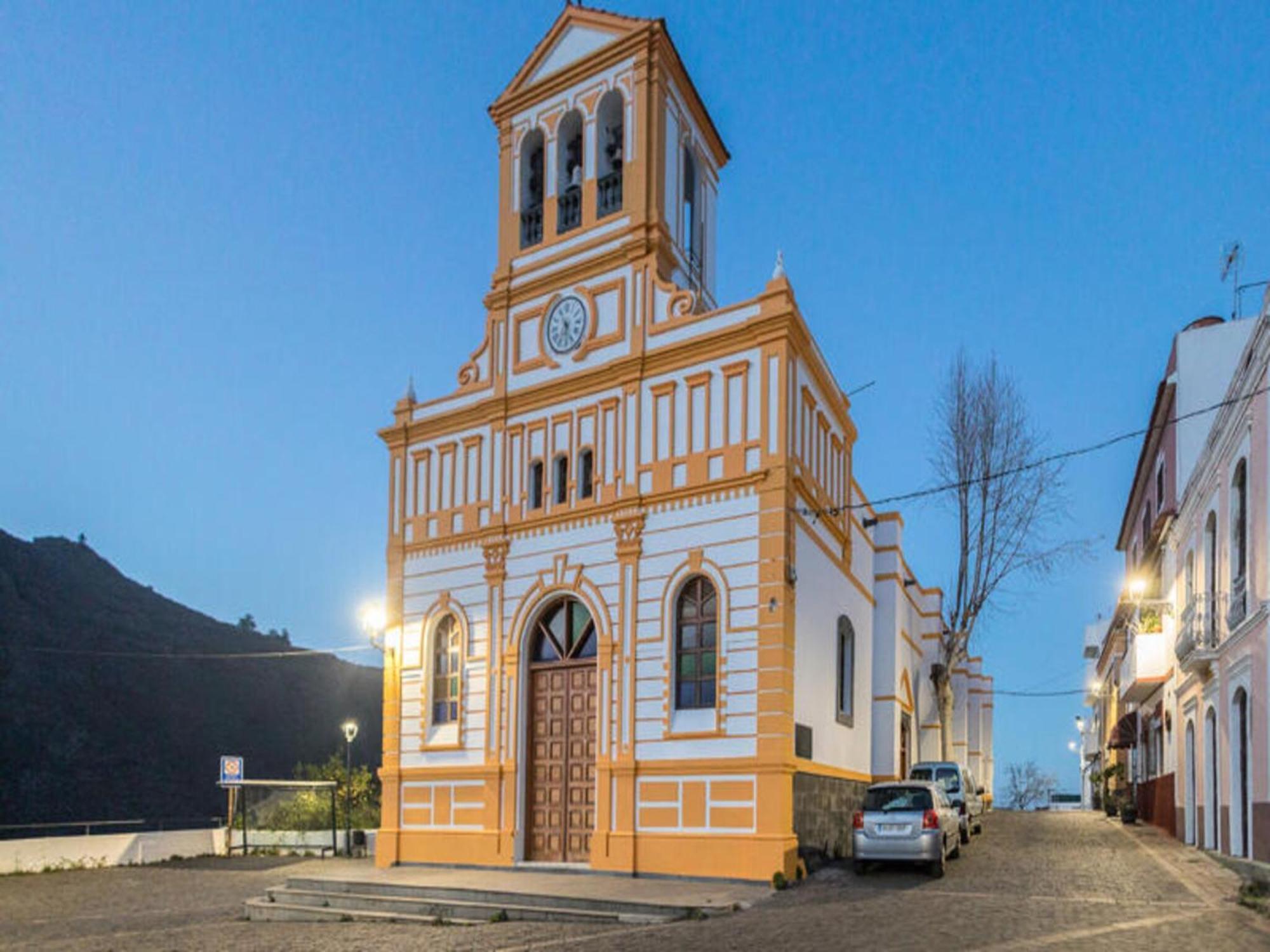 Apartamento In Vega De San Mateo